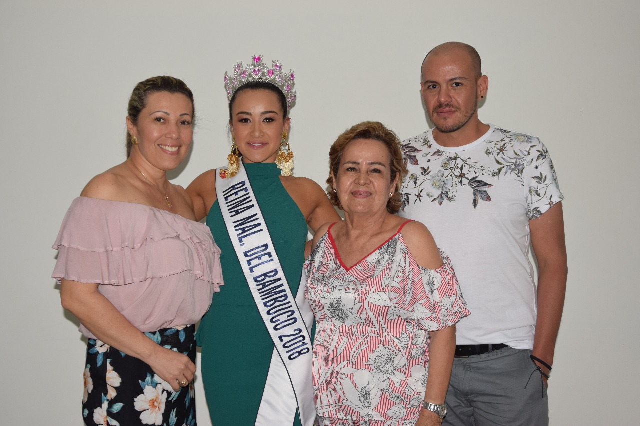 Sandra Pulido, Tania Alejandra Rodríguez, Reina Nacional del Bambuco; Clara Mosquera y Jorge Manchola.